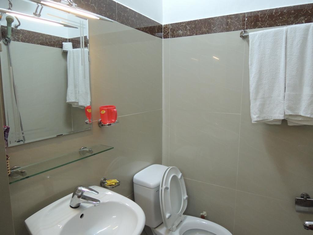 דה לאט Hong Hoa Hotel מראה חיצוני תמונה